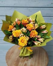 Букет цветов из:  Альстромерии и Розы в Расшеватской