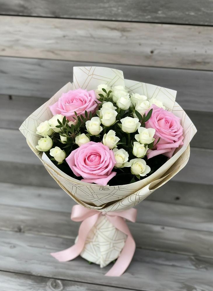 Букет цветов из: Розы в Расшеватской