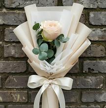 Букет цветов из:  Розы в Расшеватской