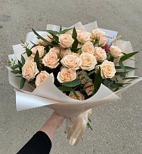 Букет Кремовые розы Латте в Расшеватской