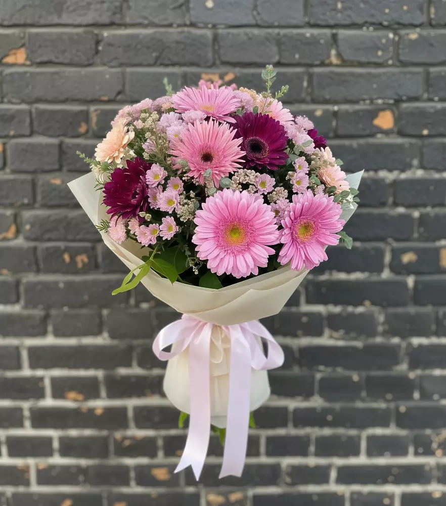 Букет цветов из: Герберы и Хризантемы в Расшеватской
