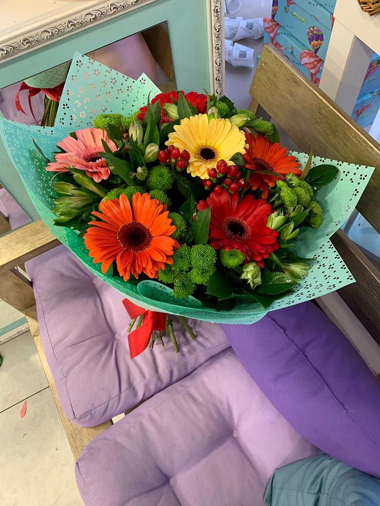 Букет цветов из: Герберы, Хризантемы и Альстромерии в Расшеватской