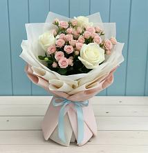 Букет цветов из:  Розы в Расшеватской