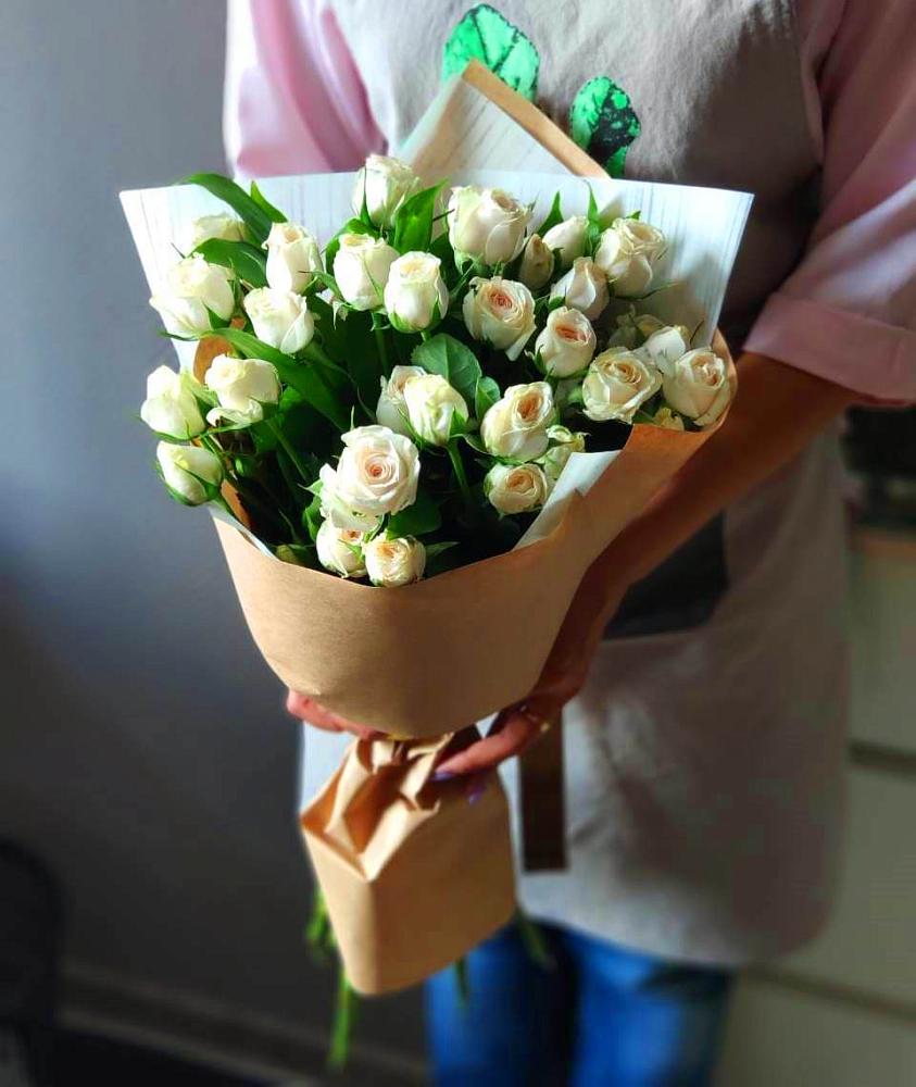Букет цветов из: Розы в Расшеватской