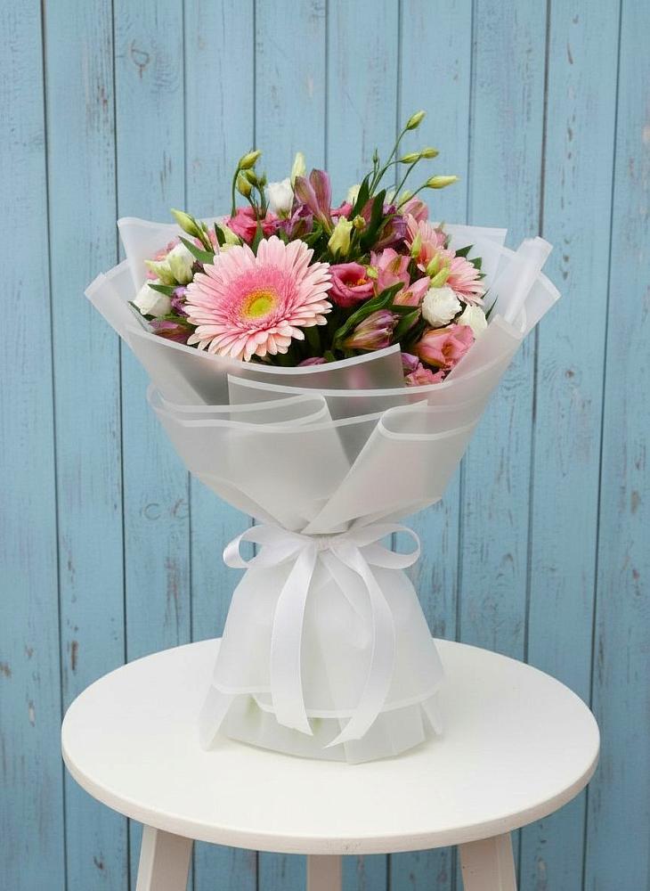 Букет цветов из: Герберы, Альстромерии и Лизиантусы в Расшеватской