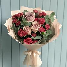 Букет цветов из:  Гвоздики и Розы #REPLACE_PRED# Расшеватской