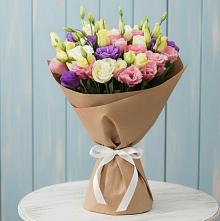 Букет цветов из:  Лизиантусы #REPLACE_PRED# Расшеватской